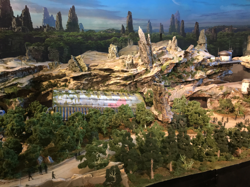 Illustration for article titled Here's Your First Look at an Insanely Detailed Model of Disney's Star Wars Land (UPDATED)